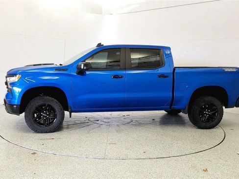 Used 2023 Chevrolet Silverado 1500 LT Trail Boss w/ LT Trail Boss Premium Package image 4