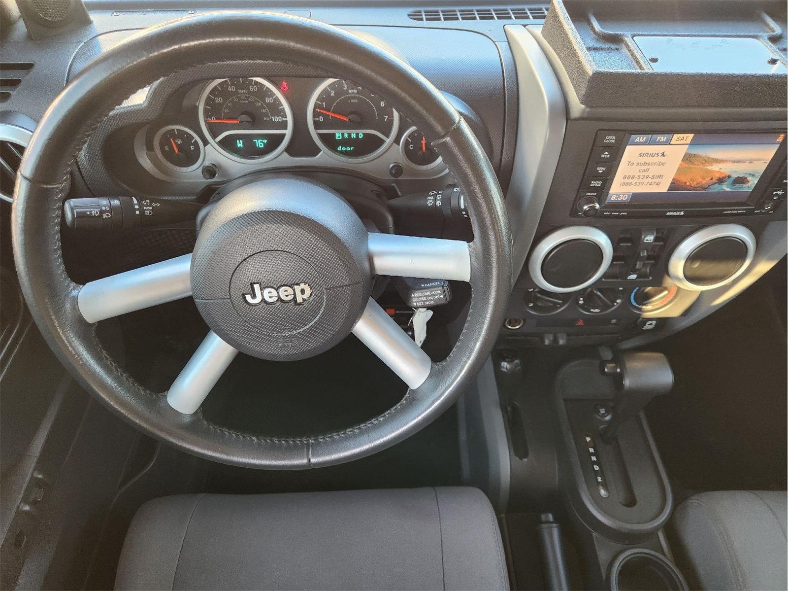 Used 2009 Jeep Wrangler Unlimited Sahara w/ Dual Top Group AWD/4WD image 26