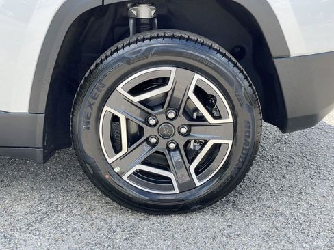 New 2026 Jeep Cherokee Laredo AWD/4WD image 45