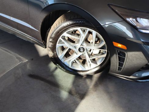 Used 2023 Hyundai Sonata SEL image 3