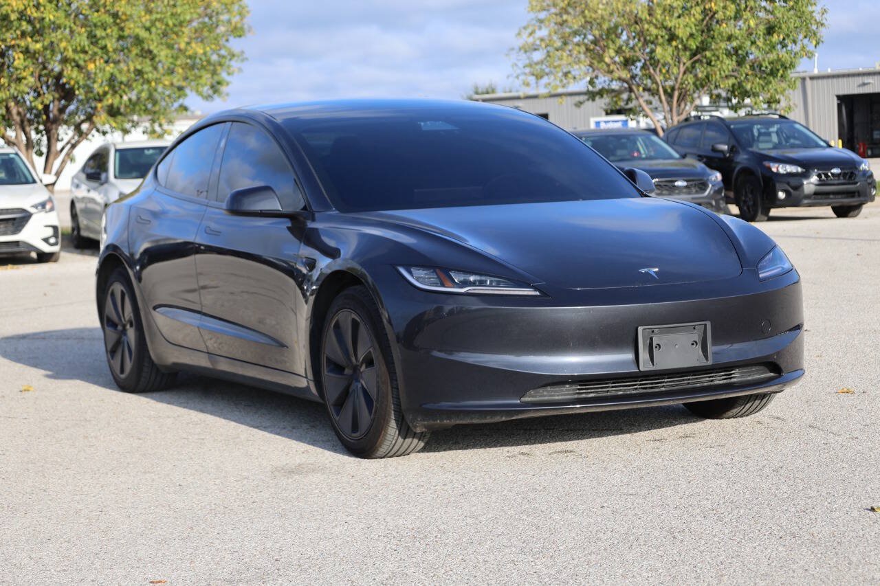 Used 2025 Tesla Model 3 Long Range RWD image 4
