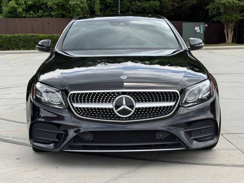 Used 2019 Mercedes-Benz E 300 image 2