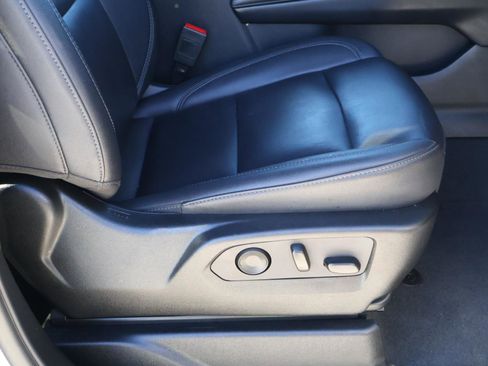 Used 2025 Chevrolet Tahoe Z71 image 18