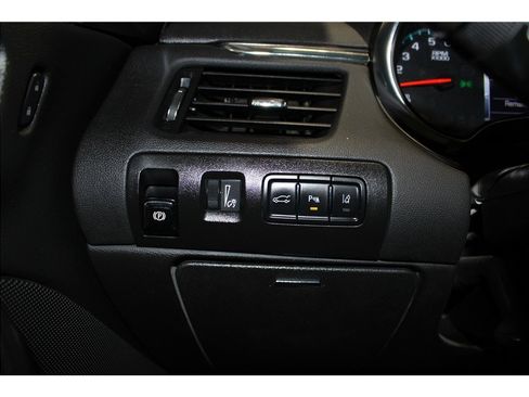 Used 2015 Chevrolet Impala LT image 30