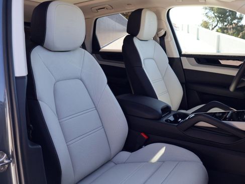New 2026 Porsche Cayenne AWD/4WD image 24
