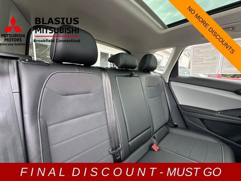 Used 2023 Volkswagen Taos SE image 22