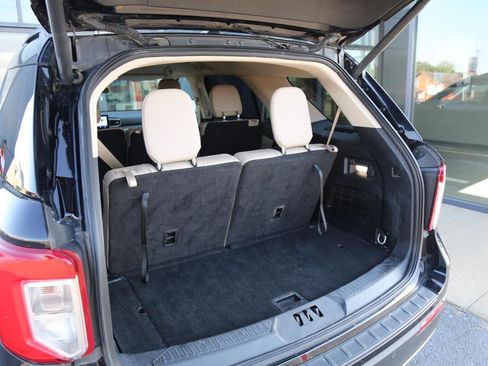 Used 2023 Ford Explorer XLT w/ Equipment Group 202A image 21