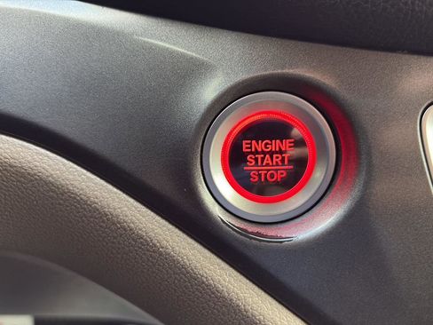 Certified 2018 Honda Ridgeline RTL-T image 19