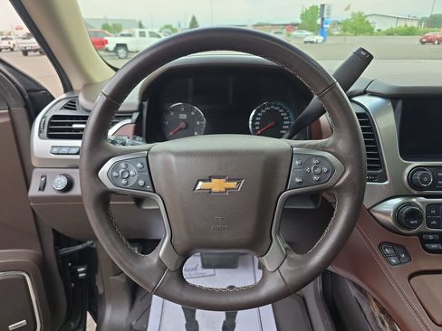 Used 2018 Chevrolet Tahoe Premier AWD/4WD image 17