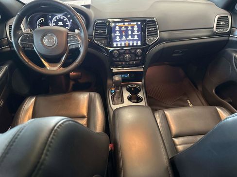 Used 2020 Jeep Grand Cherokee Limited X image 17