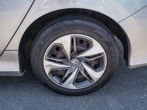 Used 2019 Honda Civic LX image 7