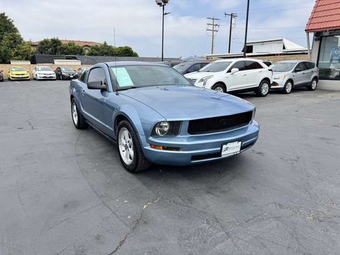 Used 2006 Ford Mustang Coupe RWD image 9