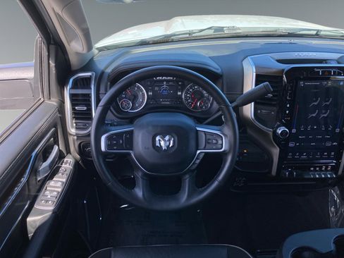 Used 2024 RAM 2500 Laramie image 12