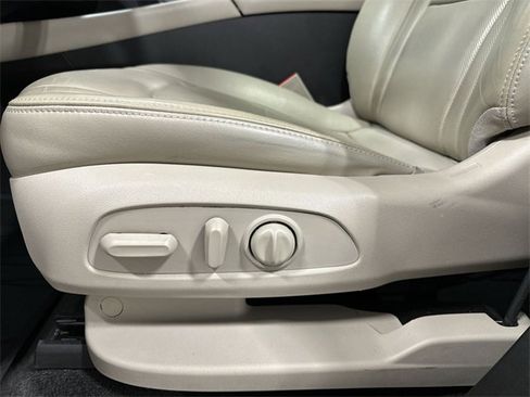 Used 2019 Buick Enclave Essence w/ Trailering Package, 5000 lbs. image 15