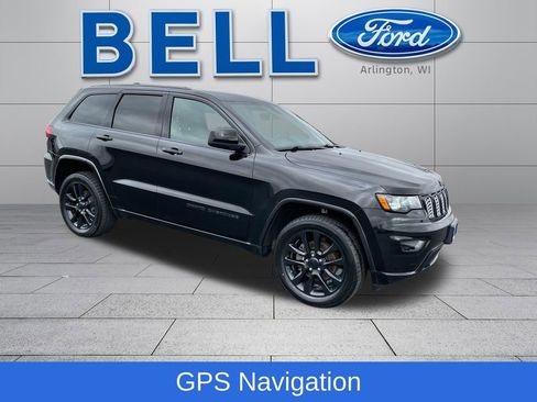 Used 2018 Jeep Grand Cherokee Altitude image 1