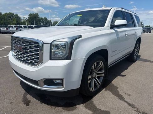 Used 2018 GMC Yukon Denali w/ Denali Ultimate Package AWD/4WD image 2