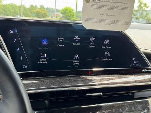 Certified 2023 Cadillac Escalade Premium Luxury w/ LPO, Floor Liner Package AWD/4WD image 32