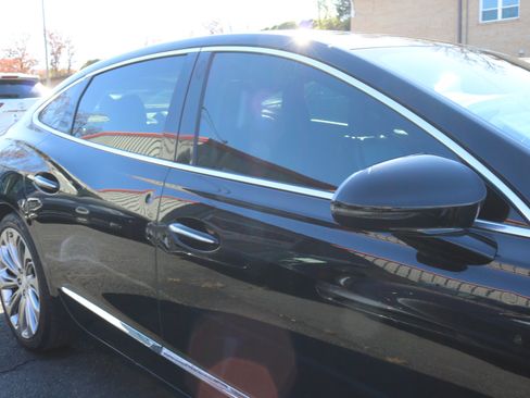 Used 2017 Buick LaCrosse Essence w/ Sun and Shade Package image 11