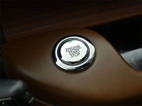 Used 2021 Lincoln Aviator Reserve w/ Equipment Group 210A image 46