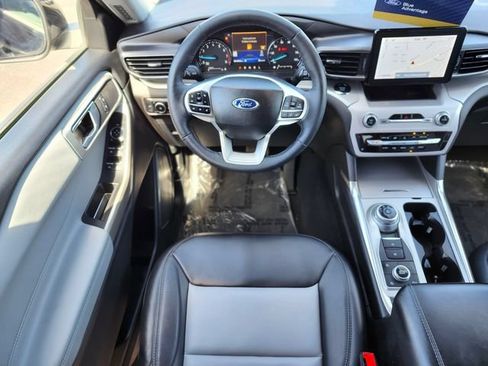Certified 2023 Ford Explorer XLT w/ Equipment Group 202A AWD/4WD image 13