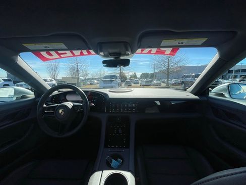 Used 2020 Porsche Taycan 4S w/ Premium Package image 27