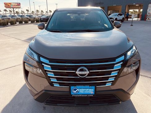 Certified 2024 Nissan Rogue SV image 6