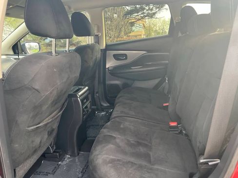 Used 2019 Nissan Murano SV image 10