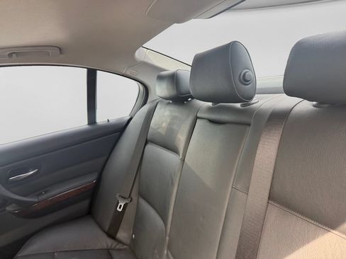 Used 2007 BMW 335xi Sedan AWD/4WD image 32