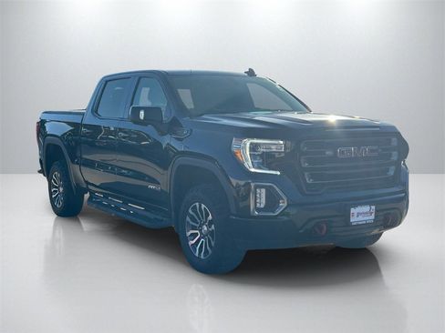Used 2021 GMC Sierra 1500 AT4 image 3