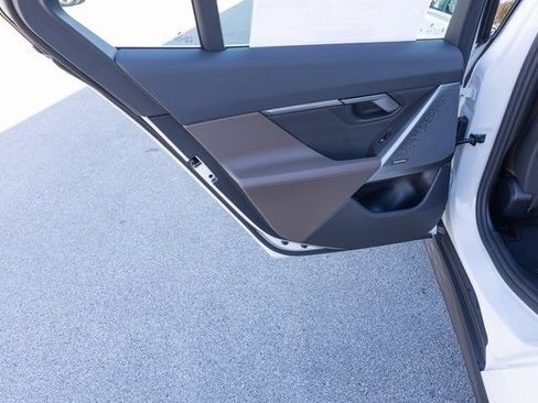 New 2025 BMW 530i xDrive 530i xDrive image 16