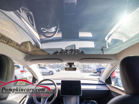 Used 2023 Tesla Model Y Long Range image 59