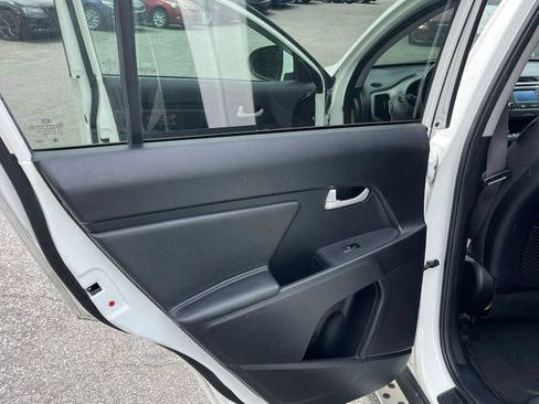 Used 2014 Kia Sportage EX AWD/4WD image 11