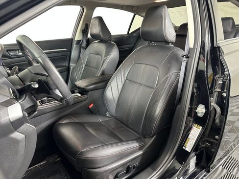 Used 2024 Nissan Altima 2.5 SR w/ SR Premium Package AWD/4WD image 12