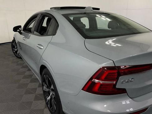 Certified 2024 Volvo S60 B5 Plus AWD/4WD image 35