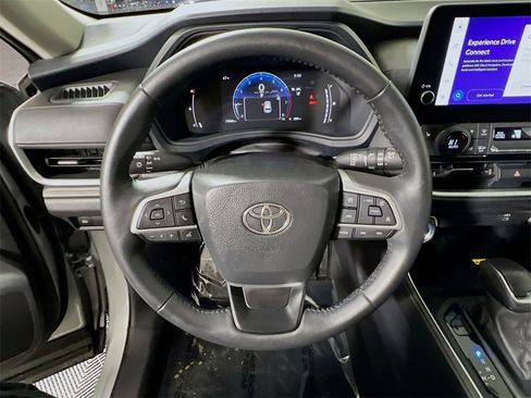 Certified 2025 Toyota Grand Highlander AWD image 11