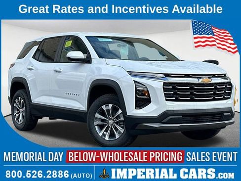New 2026 Chevrolet Equinox LT w/ LPO, Floor Liner Package AWD/4WD image 1