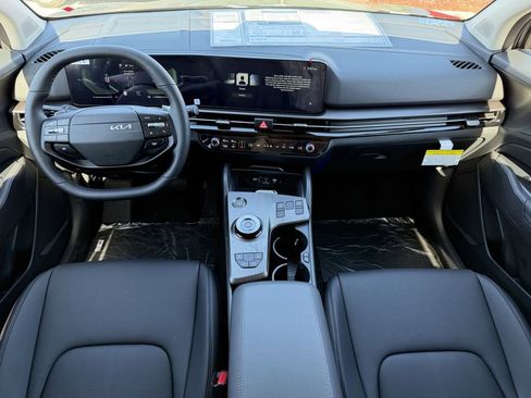 New 2026 Kia Sportage EX w/ EX Panoramic Sunroof Package AWD/4WD image 12