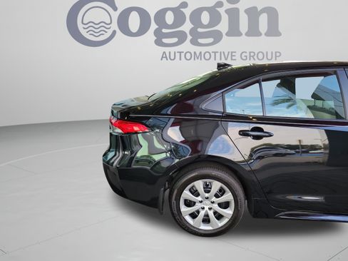 Certified 2026 Toyota Corolla LE FWD image 31