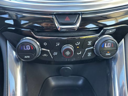 Used 2014 Chevrolet SS image 24