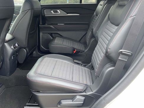 New 2026 Ford Explorer ST-Line w/ ST-Line Street Pack RWD image 9