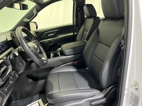 Used 2024 Chevrolet Silverado EV W/T image 17