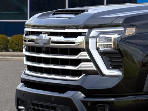 New 2026 Chevrolet Silverado 3500 High Country AWD/4WD image 13