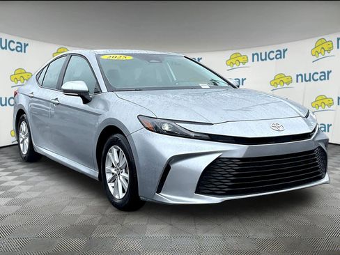 Used 2025 Toyota Camry LE image 1