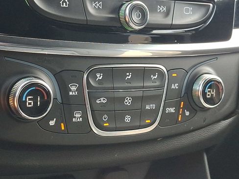 Used 2023 Chevrolet Traverse LT w/ LPO, Floor Liner Package image 15