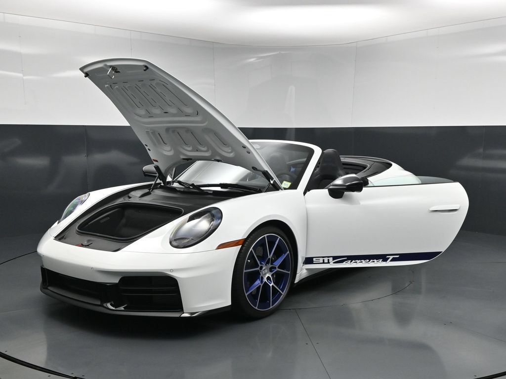 Certified 2026 Porsche 911 Carrera T RWD image 30