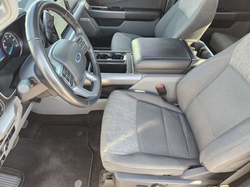 Used 2022 Ford F150 XLT w/ Equipment Group 302A High image 16