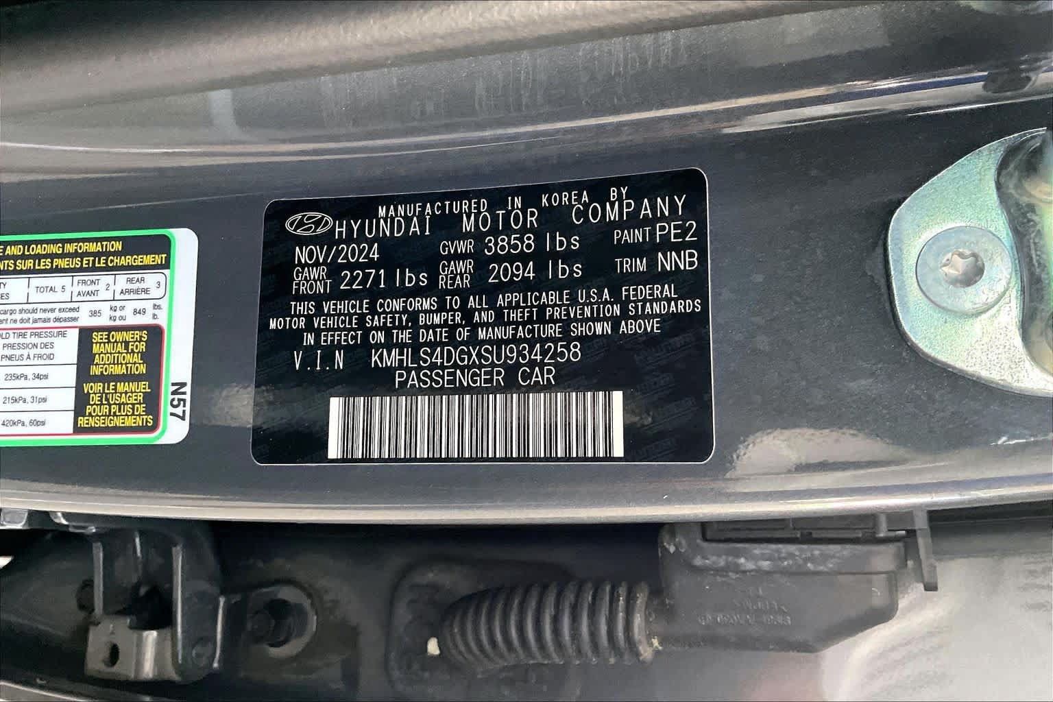 Certified 2025 Hyundai Elantra SEL FWD image 34