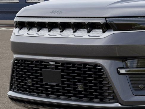 New 2026 Jeep Grand Wagoneer 2WD image 11
