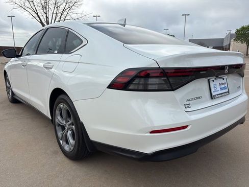 Used 2024 Honda Accord EX image 4