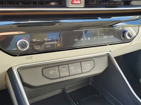 New 2026 Kia Carnival SX Prestige image 27